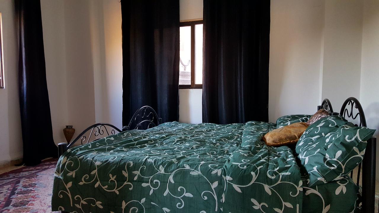 Karak House Hotel Екстериор снимка